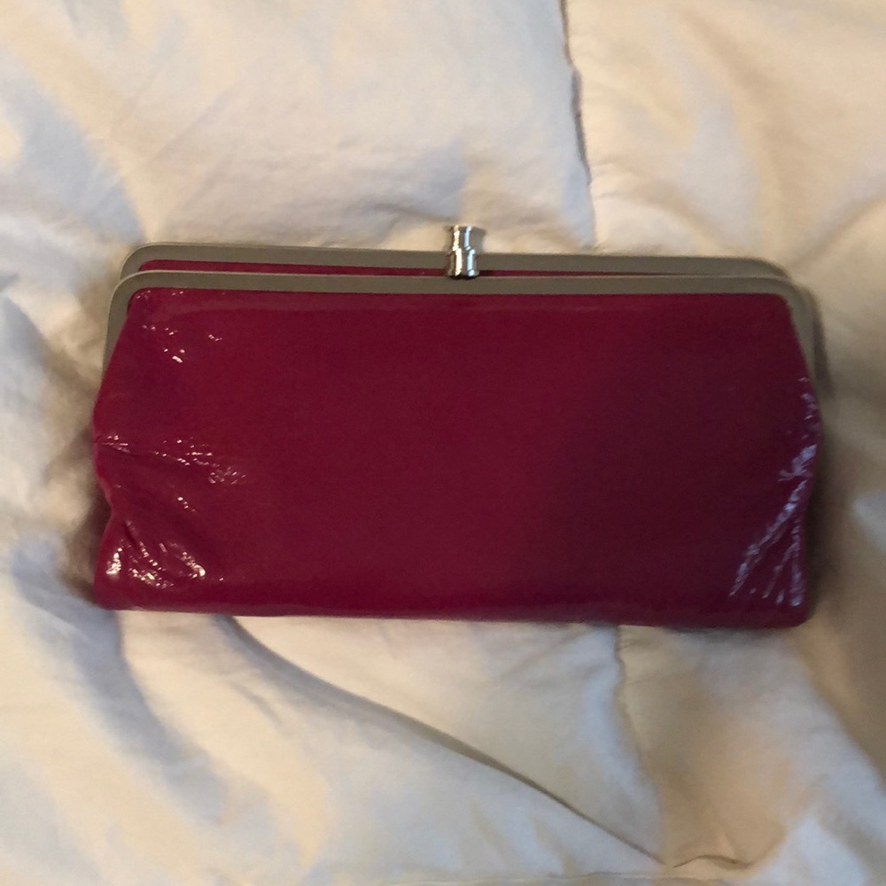 Hobo Lauren Clutch Wallet Patent Leather Pink